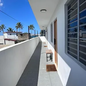 https://apt-cove-by-the-bay.comcaribbean.com